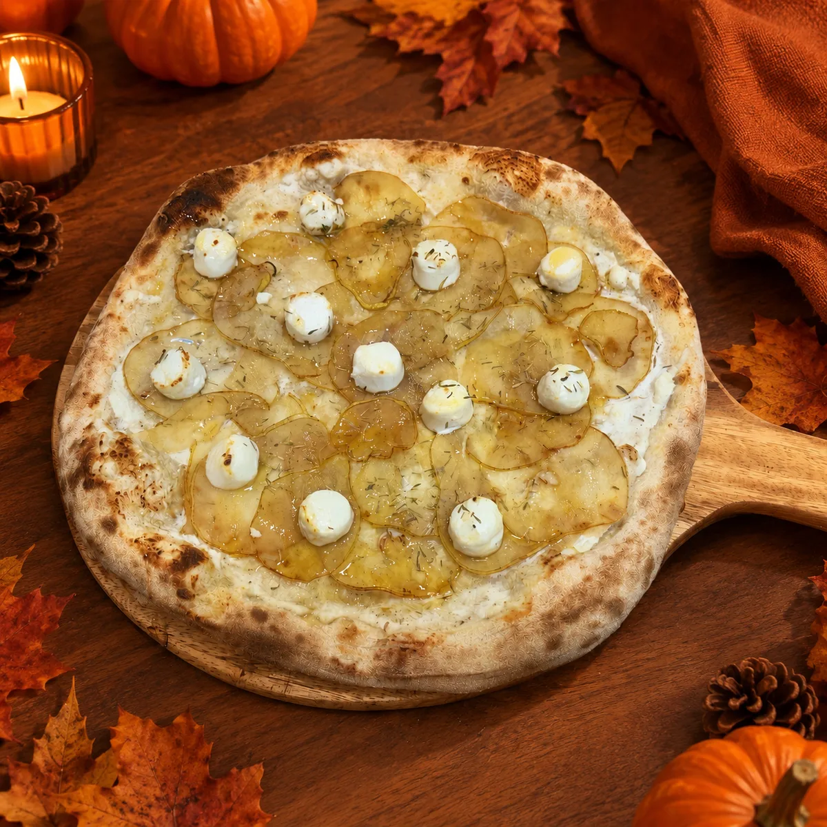 Pizza du mois au chèvre, à la poire et au miel